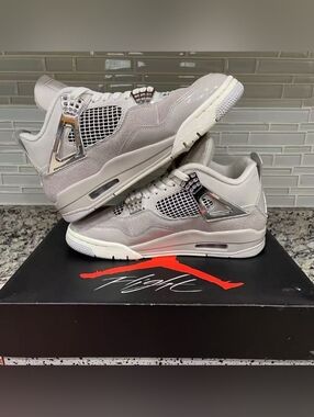 New - Air Jordan 4 Retro 'Frozen Moments'